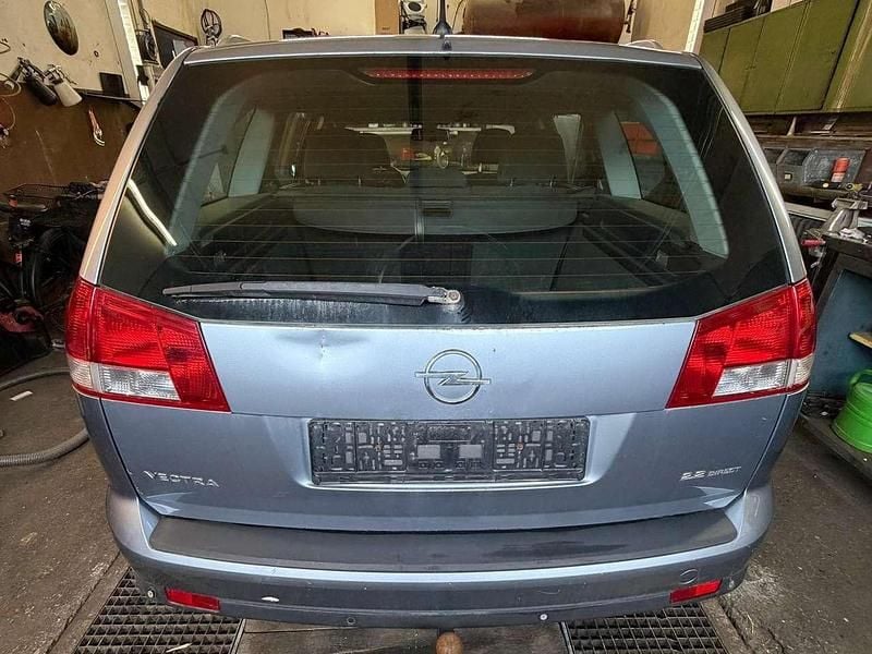 Gebraucht Opel Vectra Cosmo 155 PS (114 kW) 2004 Other Kombi