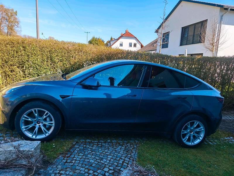 Gebraucht Tesla Model Y 392 kW (533 PS) 2022 Grau SUV