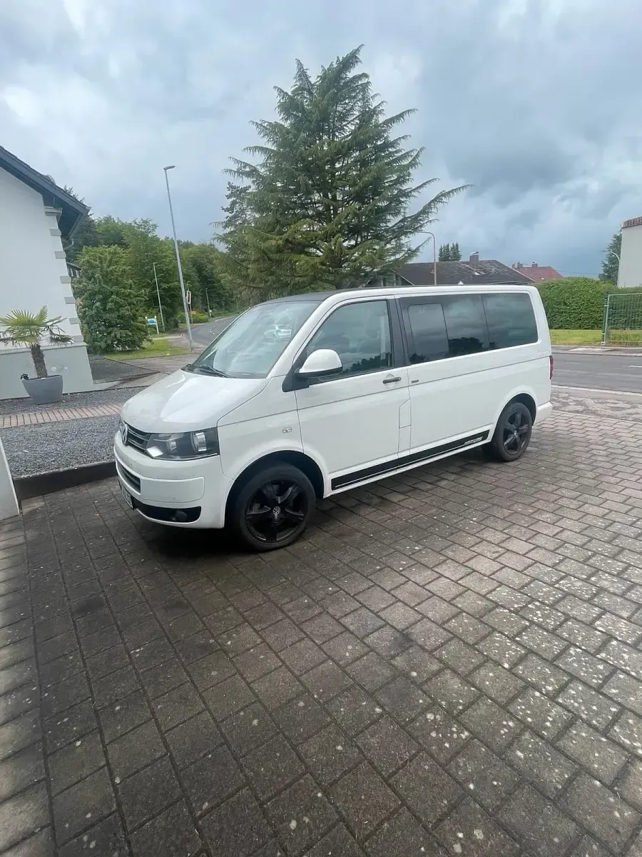 Używany VW T5 Highline 179 KM (131 kW) 2011 Biały Van