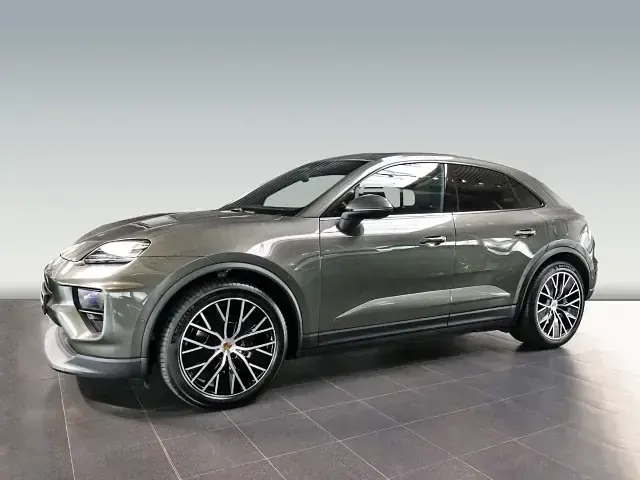 Gebraucht Porsche Macan 300 kW (408 PS) 2026 Gruen SUV