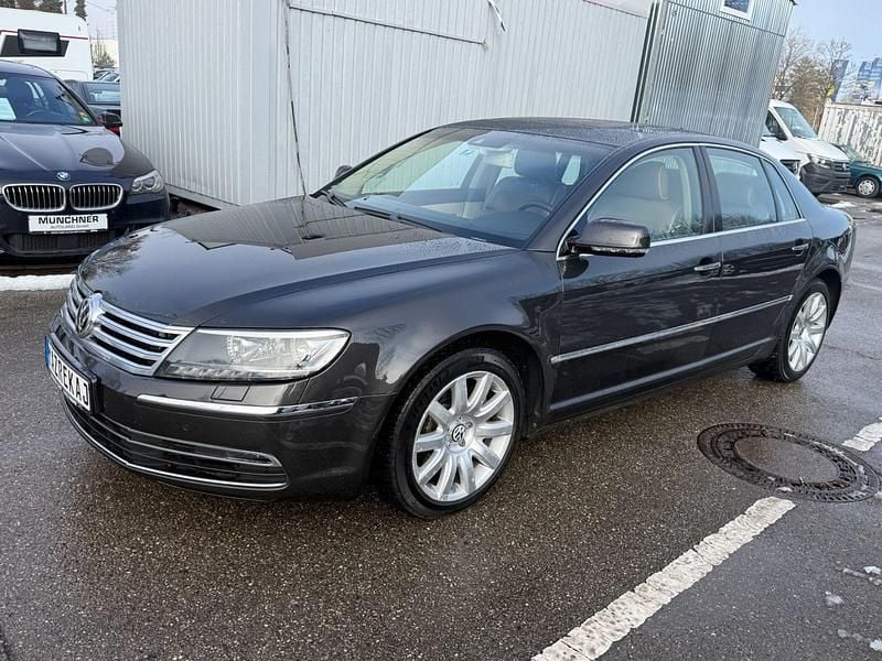 Gebraucht VW Phaeton Exclusive 245 PS (180 kW) 2014 Braun Limousine