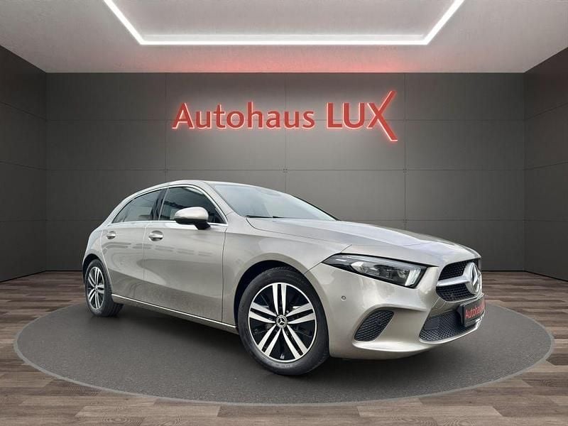 Gebraucht Mercedes A250 224 PS (164 kW) 2019 Silber Limousine