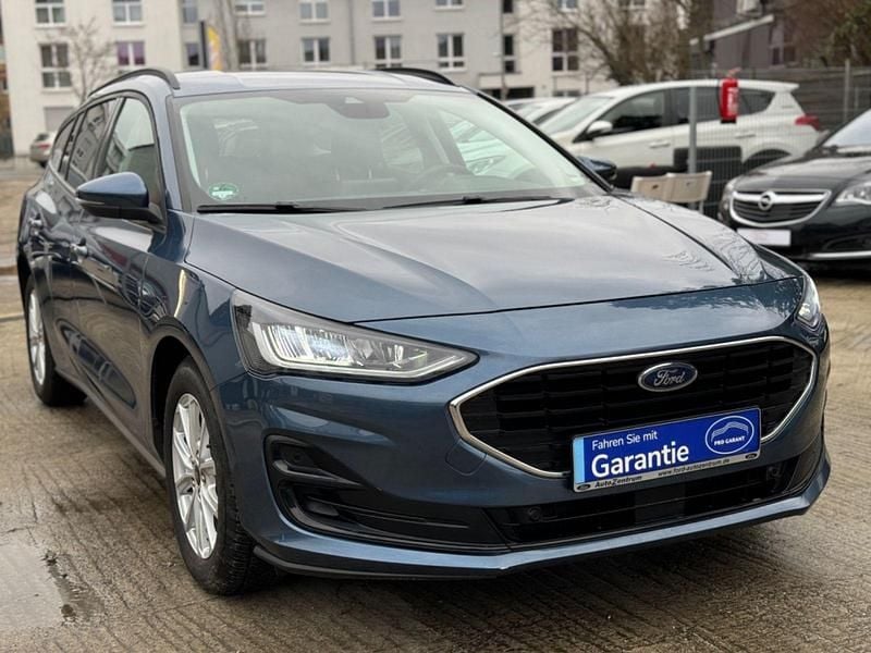 Gebraucht Ford Focus Cool & Connect 101 PS (74 kW) 2022 Blau Kombi