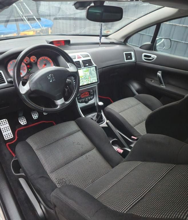 Gebraucht Peugeot 307 CC 136 PS (100 kW) 2003 Schwarz Cabrio