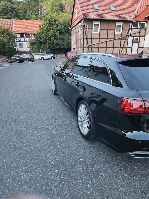 Schwarz Gebraucht 2016 Audi A6 S-Line Kombi | 16.000 € (Fairer Preis) - Bild 1/4