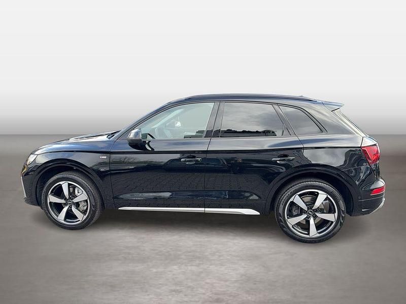 Gebraucht Audi Q5 S-Line 204 PS (150 kW) 2022 Mythosschwarz metallic SUV