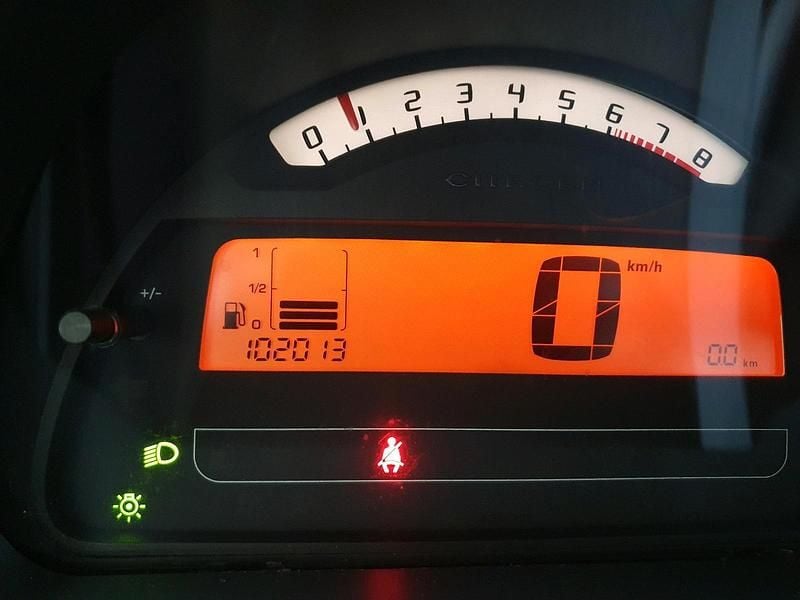 Gebraucht Citroën C3 73 PS (53 kW) 2009 Rot Limousine