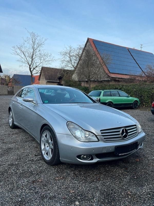 Gebraucht Mercedes CLS320 224 PS (164 kW) 2007 Silber Limousine
