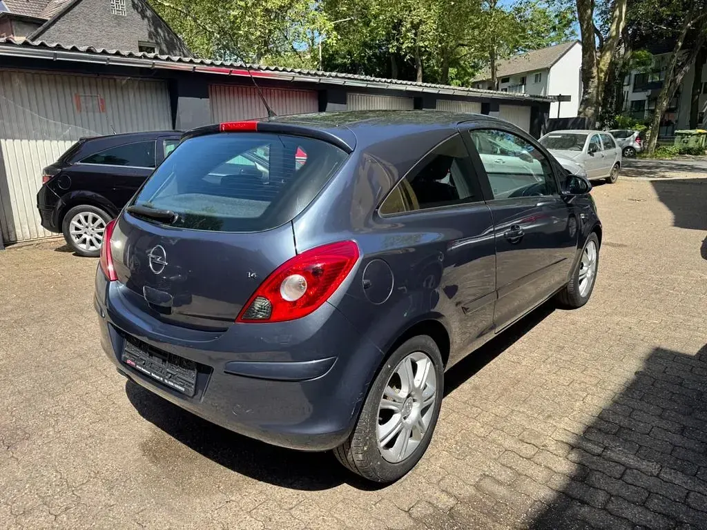 Gebraucht Opel Corsa Cosmo 90 PS (66 kW) 2007 Violett Kleinwagen