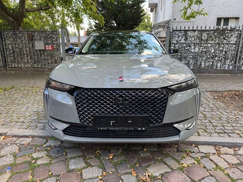 Grau Gebraucht 2024 DS Automobiles DS4 Crossback SUV | 24.999 € (Superpreis) - Bild 1/4
