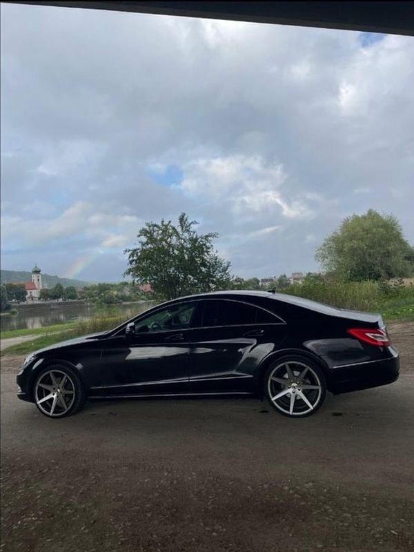 Gebraucht Mercedes CLS350 265 PS (194 kW) 2011 Schwarz Coupé