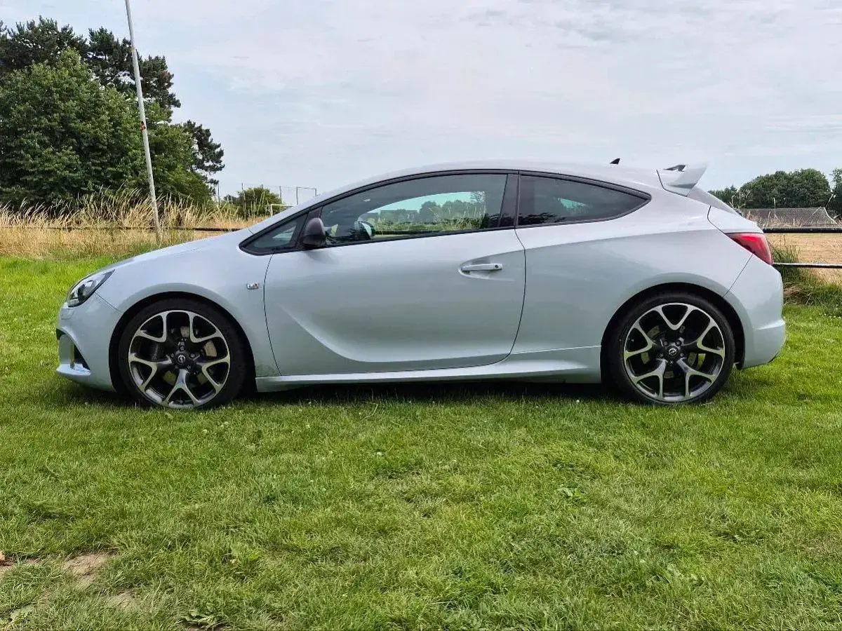 Gebraucht Opel Astra OPC 280 PS (205 kW) 2013 Grau Limousine