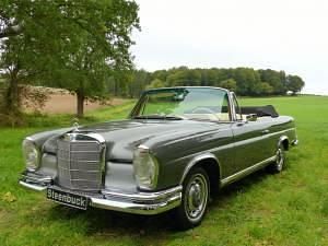 Grau Gebraucht 1963 Mercedes 220 SE Cabrio | 126.000 € - Bild 1/4
