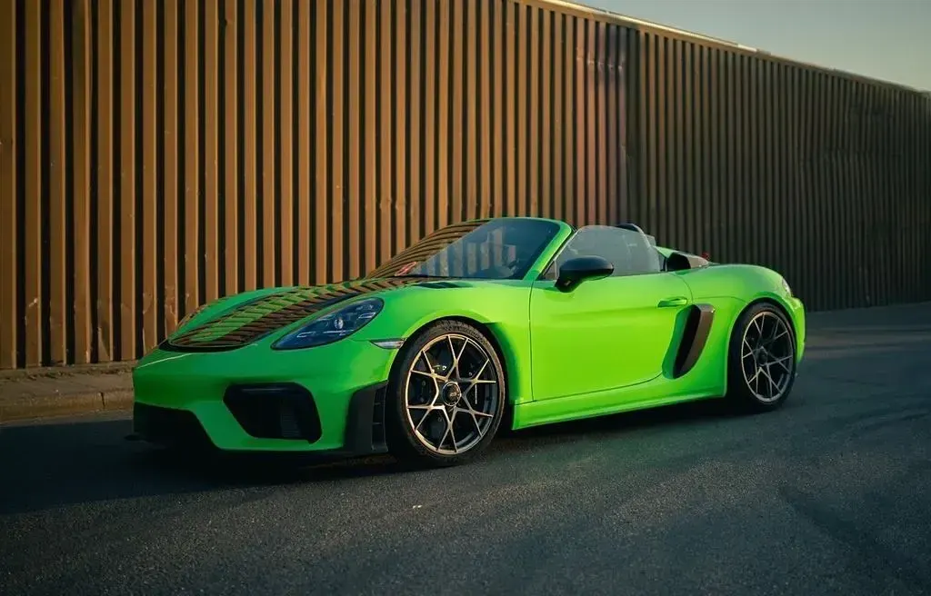 Gebraucht Porsche Boxster Spyder 500 PS (367 kW) 2024 Grün Cabrio