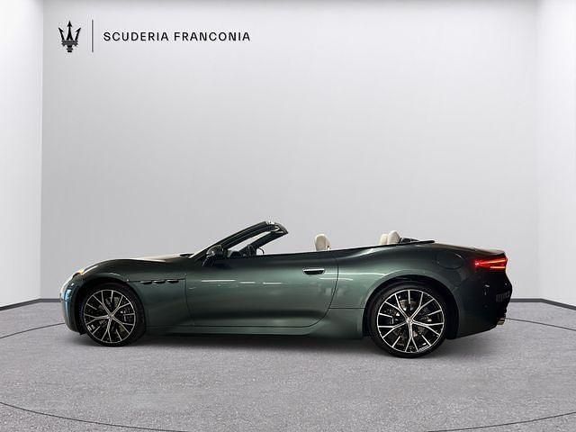 Neu Maserati GranCabrio 491 PS (361 kW) 2025 Verde giada Cabrio