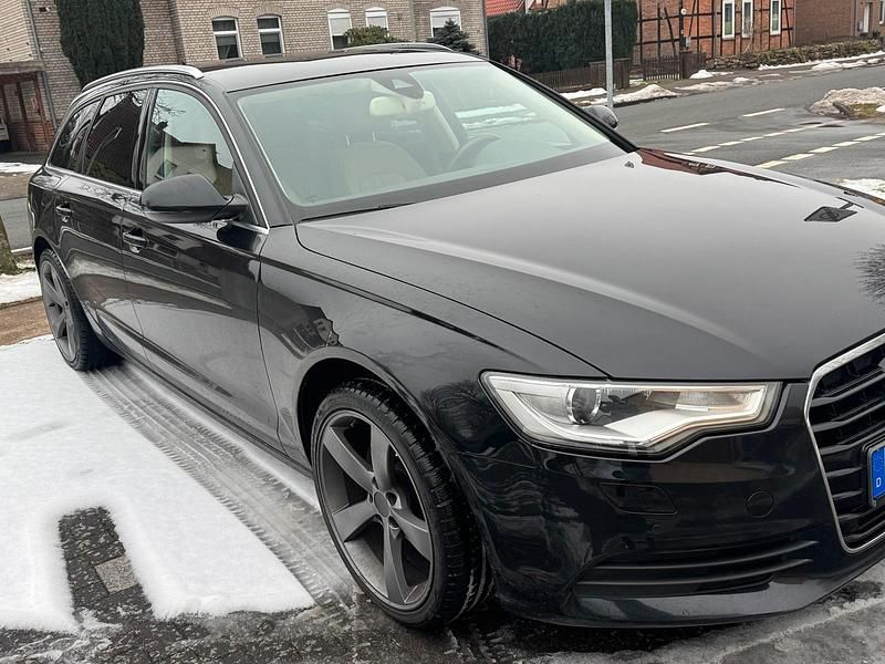 Gebraucht Audi A6 204 PS (150 kW) 2014 Schwarz Kombi