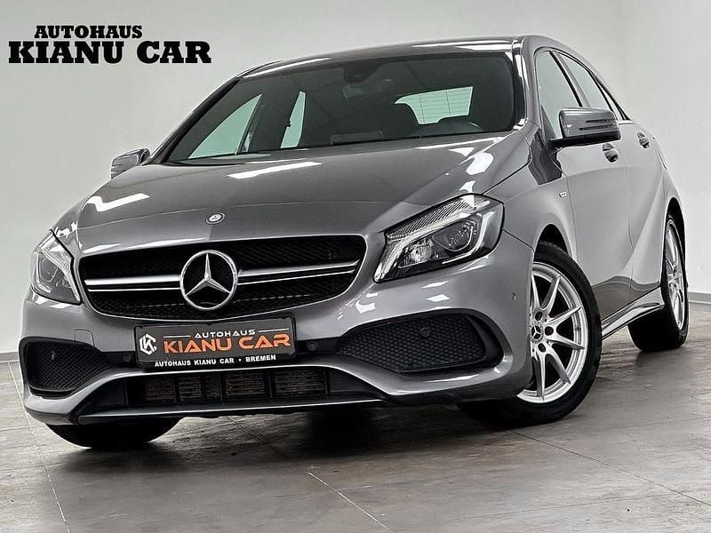 Grau Gebraucht 2017 Mercedes A200 AMG Limousine | 12.950 € (Guter Preis) - Bild 1/4