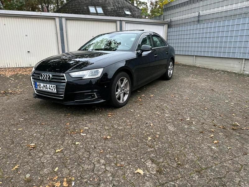 Schwarz Gebraucht 2018 Audi A4 Limousine | 18.500 € (Guter Preis) - Bild 1/4