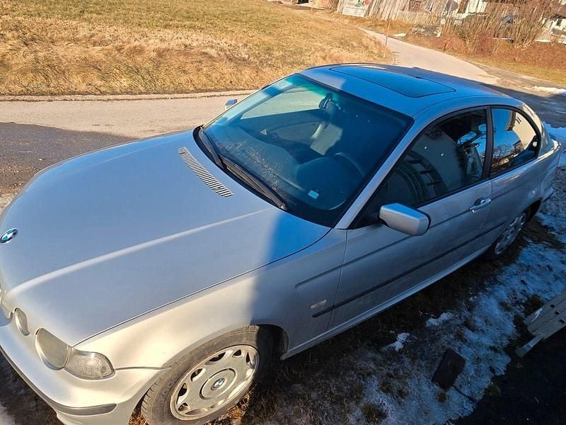 Gebraucht BMW 316 Sport Line 116 PS (85 kW) 2003 Silber Limousine