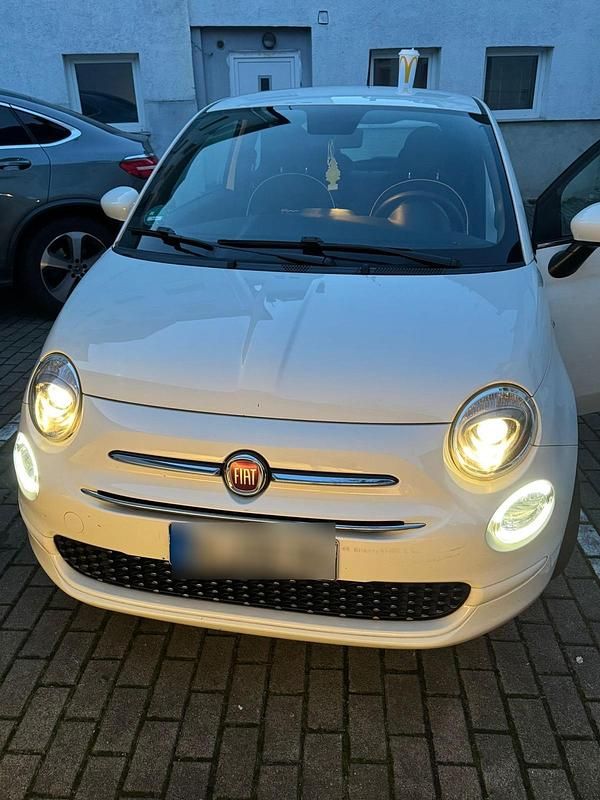 Gebraucht Fiat 500 Lounge 69 PS (50 kW) 2019 Weiß Kleinwagen