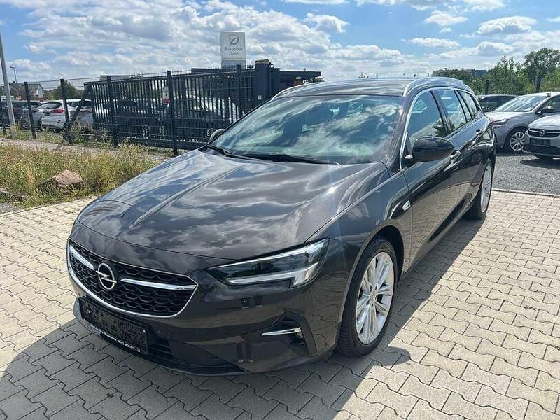 Gebraucht Opel Insignia Business Elegance 174 PS (127 kW) 2021 Stone brown met (058p) Kombi