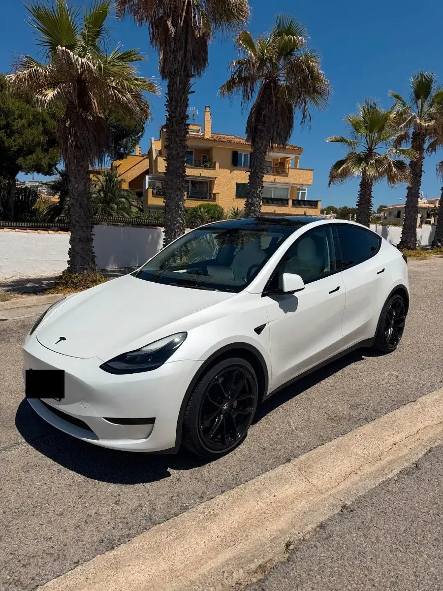 Gebraucht Tesla Model Y Standard Range 2023 Weiß SUV
