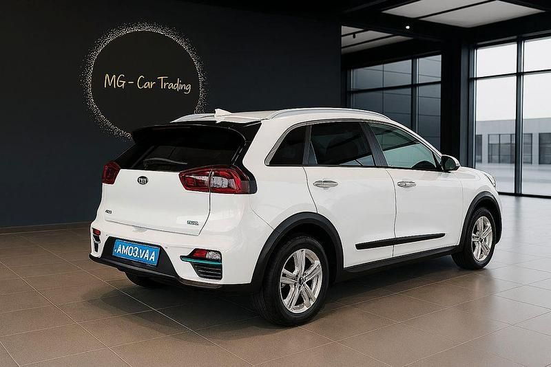 Gebraucht Kia e-Niro 150 kW (204 PS) 2022 Weiß SUV