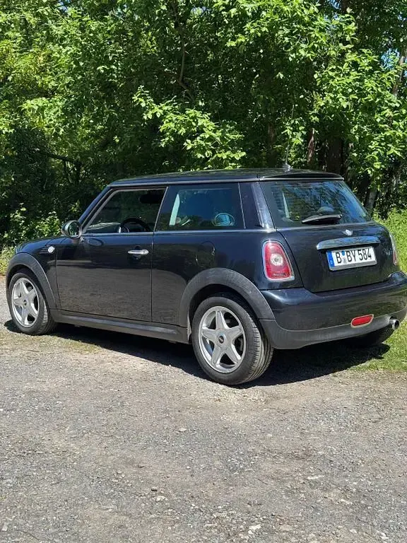 Gebraucht Mini Cooper 95 PS (69 kW) 2007 Schwarz Kleinwagen