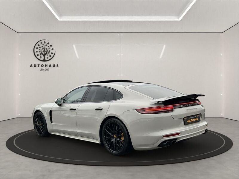 Gebraucht Porsche Panamera 549 PS (403 kW) 2018 Grau Kleinwagen