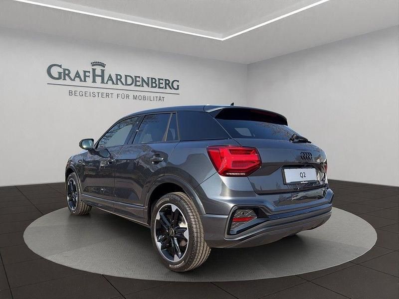 Neu Audi Q2 S-Line 150 PS (110 kW) 2026 Grau SUV