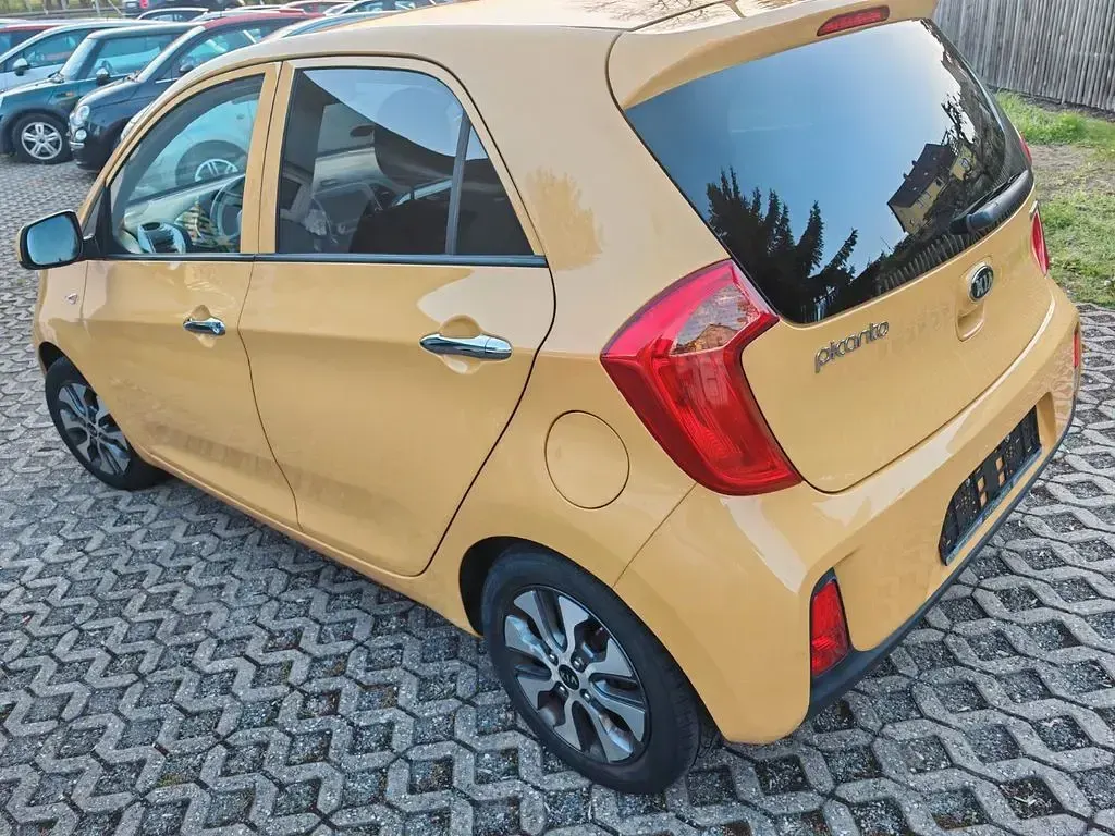Gebraucht Kia Picanto DREAM-TEAM Edition 86 PS (63 kW) 2017 Gold Kleinwagen