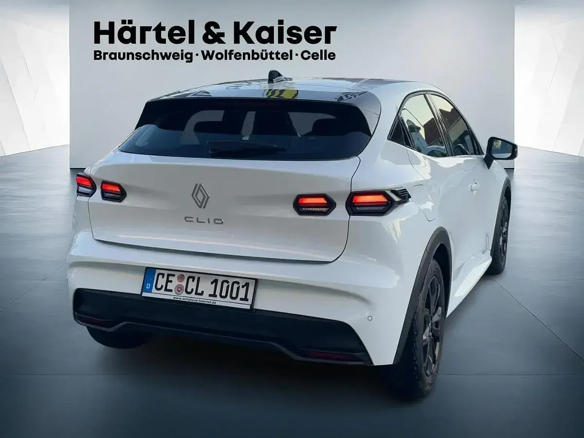 Gebraucht Renault Clio Evolution 114 PS (83 kW) 2026 Arktisweiß (weiß) Kleinwagen