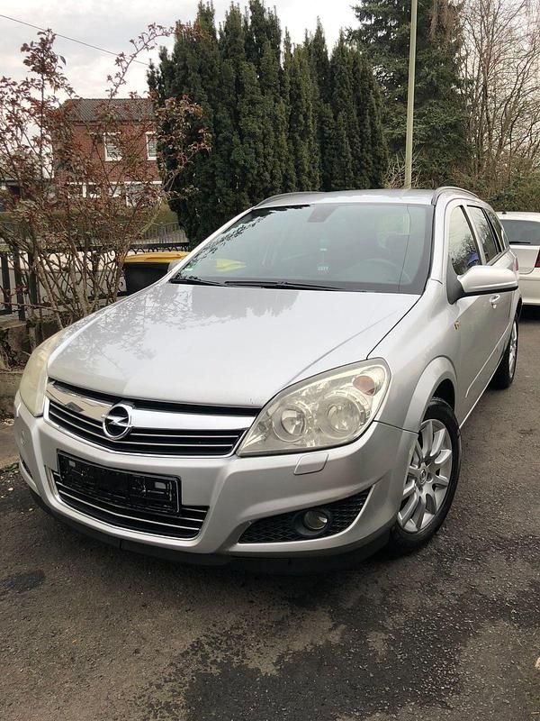 Gebraucht Opel Astra 2007 Silber Kombi