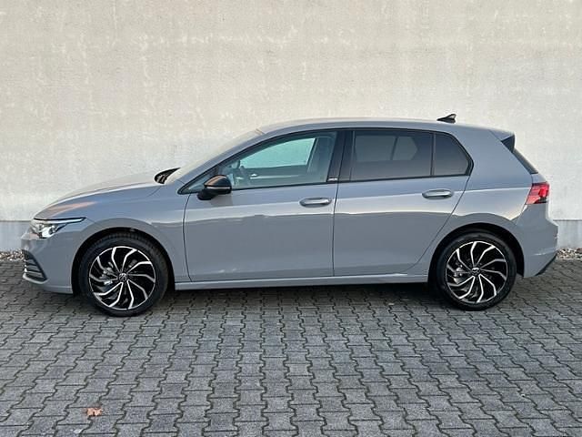 Gebraucht VW Golf VIII Move 150 PS (110 kW) 2023