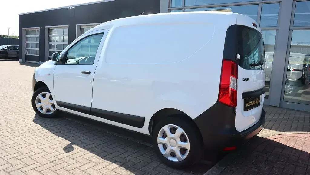 Gebraucht Dacia Dokker Essentiel 75 PS (55 kW) 2019 Weiß Van / Kleinbus