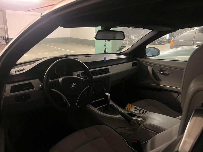 Gebraucht BMW 335 Cabriolet 306 PS (225 kW) 2007 Weiß Cabrio