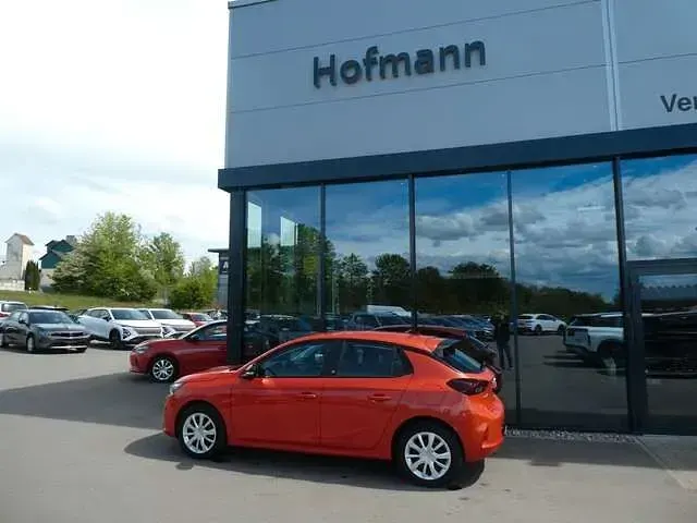 Usado Opel Corsa-e Edition 100 kW (136 HP) 2022 Laranja Citadino