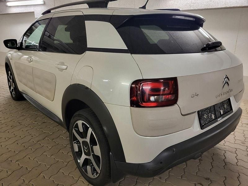Gebraucht Citroën C4 Cactus Shine Edition 99 PS (72 kW) 2016 Weiß Kleinwagen