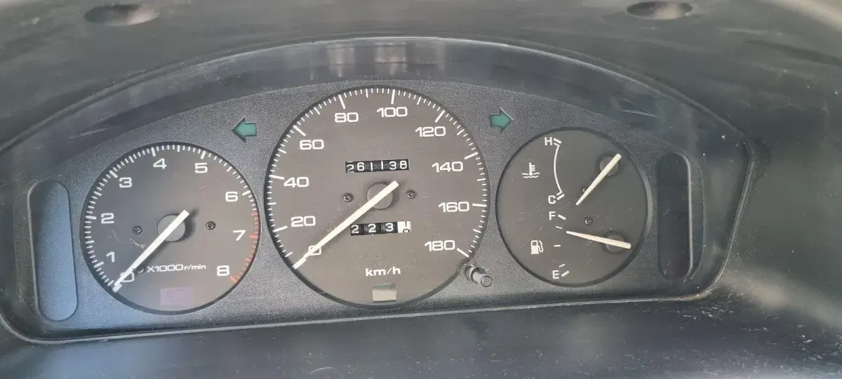 Używany Mazda Demio 63 KM (46 kW) 1998 Zielony Hatchback