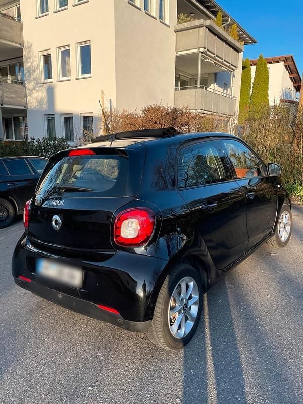 Gebraucht Smart ForFour 72 PS (52 kW) 2015 Schwarz Kleinwagen
