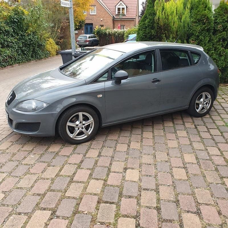 Gebraucht Seat Leon 86 PS (63 kW) 2010 Grau Limousine