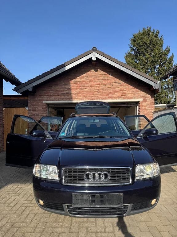 Gebraucht Audi A6 Sport 155 PS (114 kW) 2001 Blau Kombi