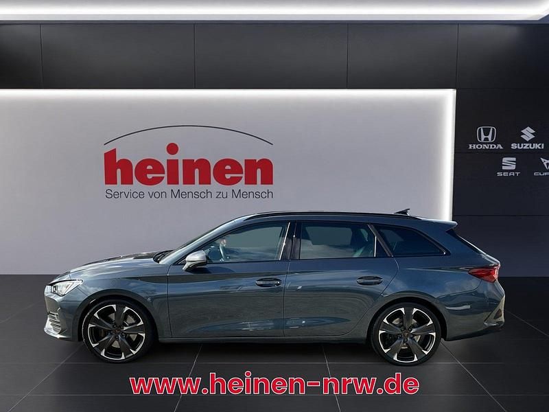 Gebraucht Cupra Leon VZ 310 PS (228 kW) 2024 Magnetic grau Limousine