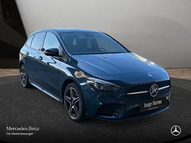 Gebraucht Mercedes B250e 218 PS (160 kW) 2021 Van / Kleinbus