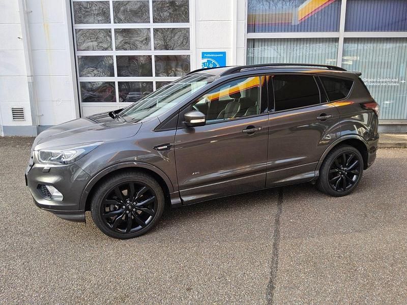 Gebraucht Ford Kuga ST-Line 179 PS (131 kW) 2017 Schwarz SUV