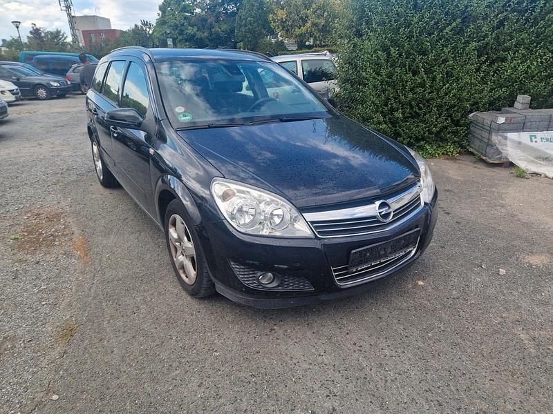 Schwarz Gebraucht 2008 Opel Astra Edition Kombi | 2.200 € (Fairer Preis) - Bild 1/4