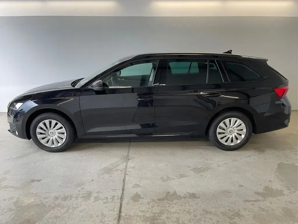Neu Skoda Octavia Essence 150 PS (110 kW) 2026 [1z1z] black magic metallic Kombi
