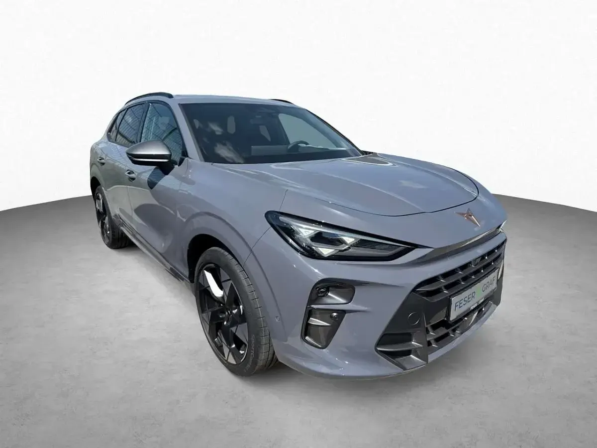 Neu Cupra Terramar VZ 265 PS (194 kW) 2025 Grau SUV