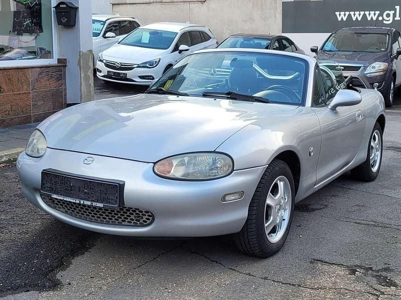Second-hand Mazda MX5 110 CP (80 kW) 2000 Argintiu Cabrio