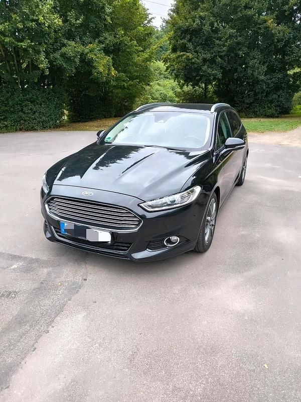 Schwarz Gebraucht 2016 Ford Mondeo Kombi | 8.500 € (Etwas zu teuer) - Bild 1/4